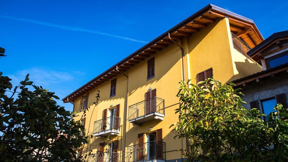 Red Apartment - Residenza Silvana 韦尔巴尼亚 外观 照片