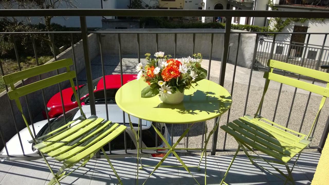 Red Apartment - Residenza Silvana 韦尔巴尼亚 外观 照片